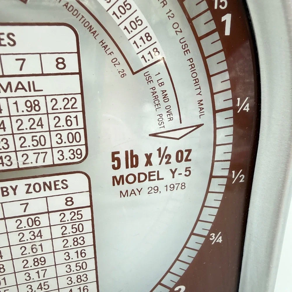 Vintage Pelouze Model Y-5 Postal Scale 5lb Brown Metal 1978 Evanston IL USA